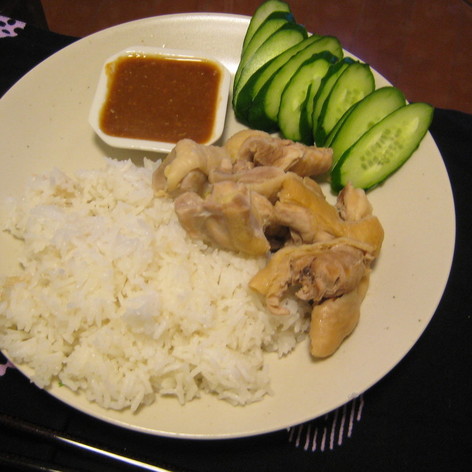 カオマンガイ（タイ風鶏の味噌ダレとご飯）