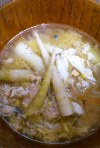 タケノコと鯖缶の味噌汁
