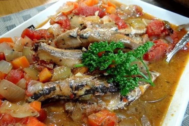 骨まで食べれるイワシと野菜のトマト煮 レシピ 作り方 By Lalahappy1 クックパッド 簡単おいしいみんなのレシピが361万品