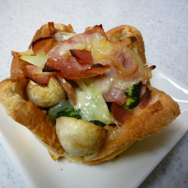パイ生地は食パンで代用 簡単キッシュ レシピ 作り方 By Yummysunny クックパッド