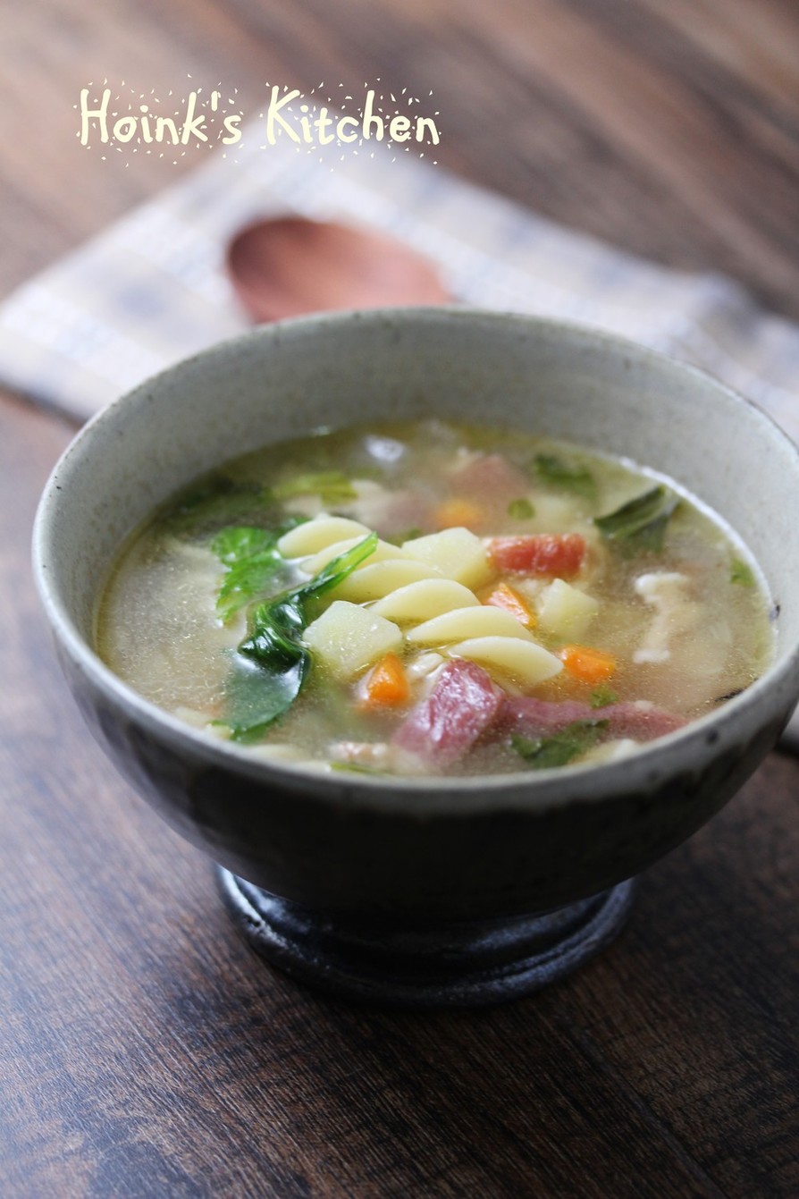 セロリの葉っぱがおいしいスープの画像