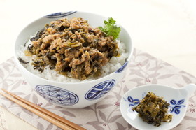 挽き肉と高菜で肉味噌丼ぶり★保存食にも!