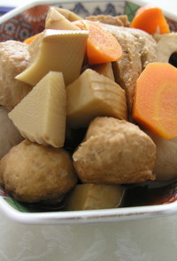 里芋と鶏団子の煮物