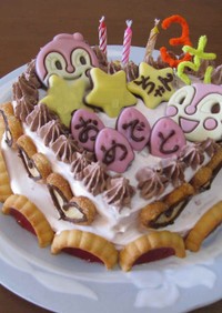 ドキンちゃんの誕生日デコケーキ