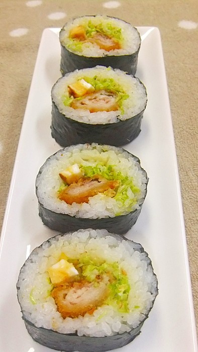 ✿トンカツ巻き寿司✿の写真