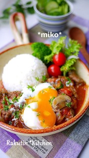 お好みソースでトマトハヤシライス♪の写真