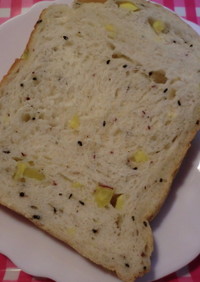 HB黒ゴマおさつ食パン