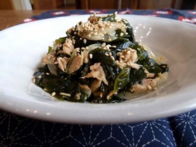 簡単☆わかめとツナのにんにくポン酢炒め