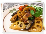 ナスと蓮根と鶏肉の甘酢炒めの写真