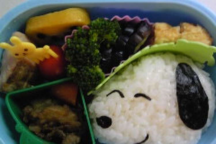キャラ弁 おにぎり４０ スヌーピー レシピ 作り方 By Pirohiyo クックパッド 簡単おいしいみんなのレシピが352万品