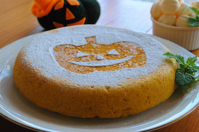 HM×炊飯器でハロウィンかぼちゃケーキ☆