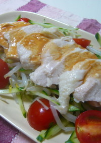 蒸し鶏のピリ辛中華サラダ