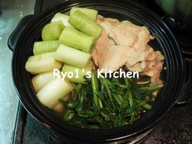 半額マグロで葱鮪鍋