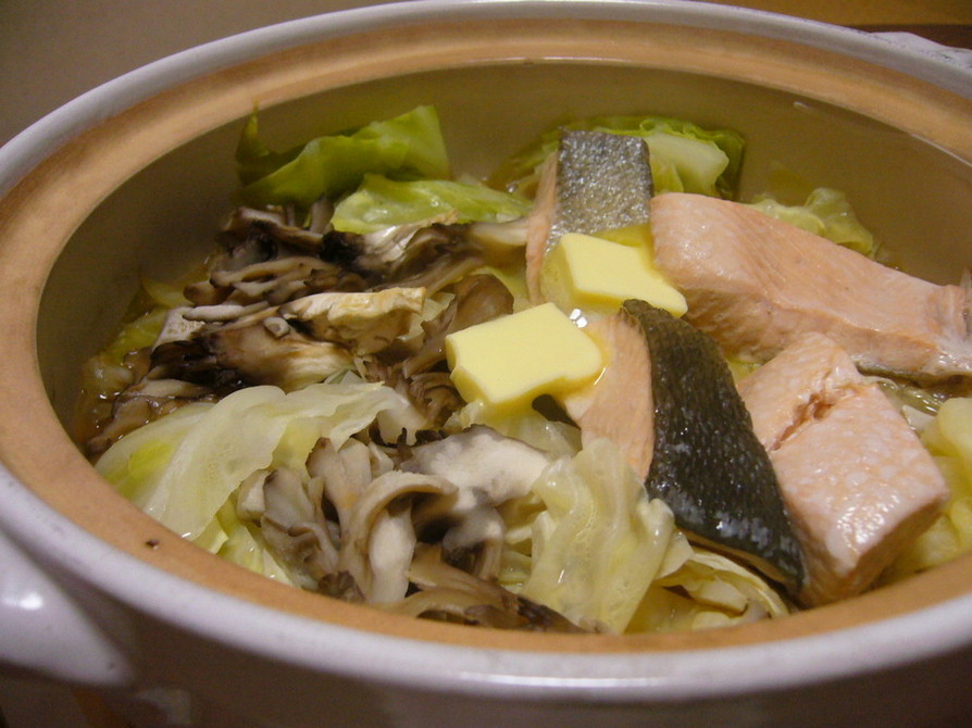 生鮭の味噌鍋　ラーメン屋のダブルスープ風の画像