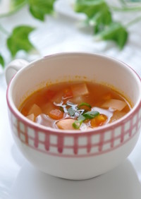朝に美味しい♡冬瓜とトマトの爽やかスープ