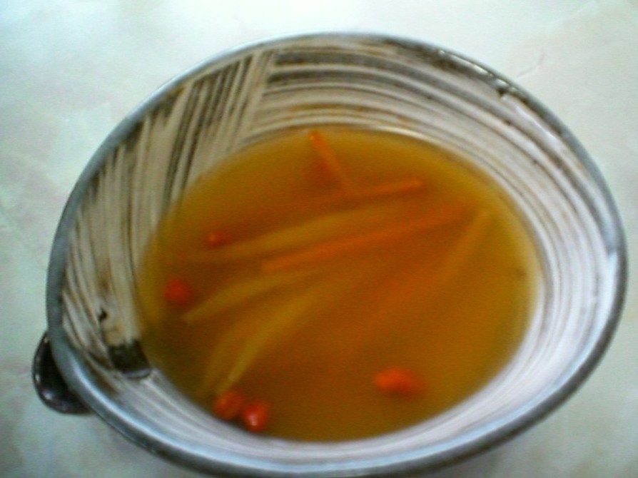 金針菜のスープの画像