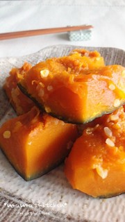 レンジで簡単♪カボチャの塩麹煮の写真