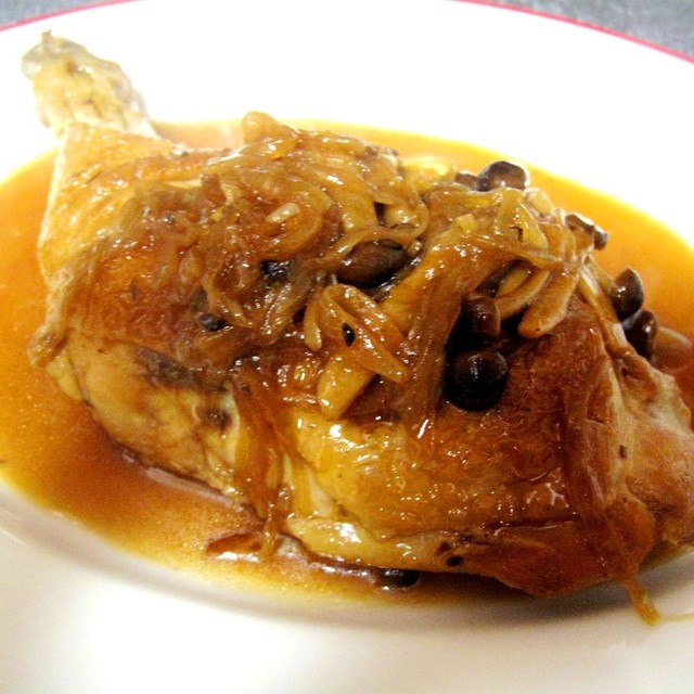 骨付き鶏モモ肉の煮込み 和風きのこソース レシピ 作り方 By オリーヴ クックパッド 簡単おいしいみんなのレシピが375万品