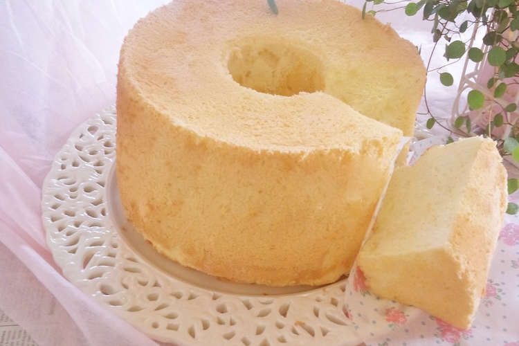 シフォンケーキ どうして を解決 レシピ 作り方 By ａｈ ｍｉ クックパッド 簡単おいしいみんなのレシピが350万品