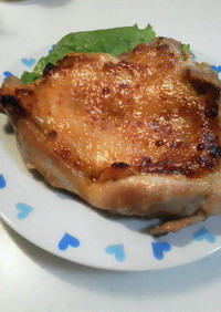 ﾊﾟﾘｯ♪ｼﾞｭﾜ〜♪鶏の味噌マヨ焼き