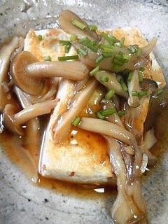 簡単ヘルシー♪きのこソースの豆腐ステーキの画像