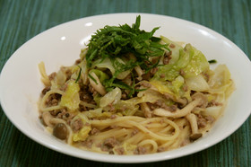 肉味噌の和風クリームパスタ