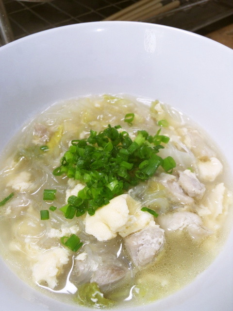 風邪の時に☆生姜と鶏の春雨スープ★の画像