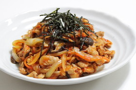 豚肉の辛炒め チェユクポックム