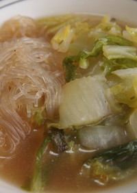 にんにく風味☆ダシダで作る白菜スープ