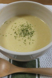 あったかポテトの豆乳スープ