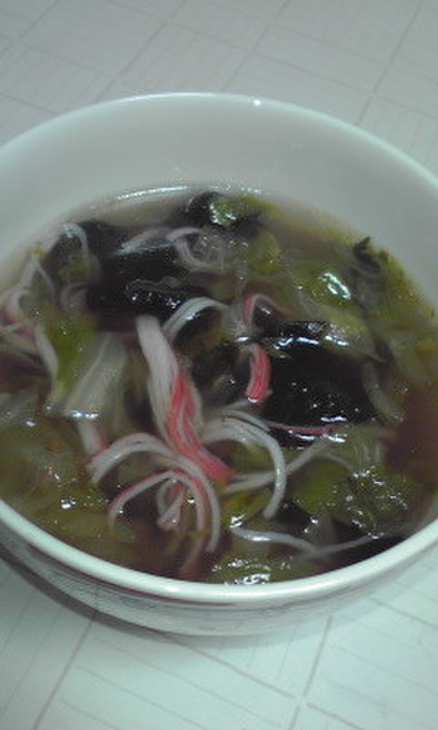 ダシダで☆レタスと韓国海苔のスープの写真