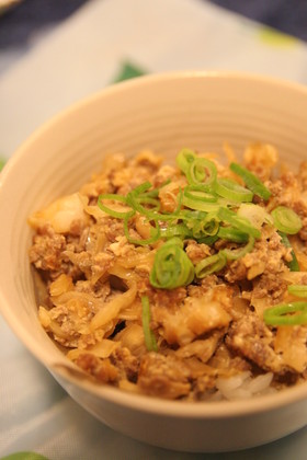 きゃべ玉そぼろ丼