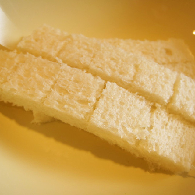 離乳食に かじりやすいスティック食パン レシピ 作り方 By M N クックパッド 簡単おいしいみんなのレシピが351万品