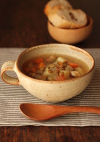 レンズ豆と野菜のジンジャースープ