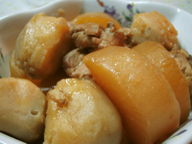 ♪里芋♡大根♡鶏肉のあったか煮物♪