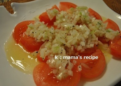 トマトと玉ねぎだけの☆シンプルサラダ☆の写真