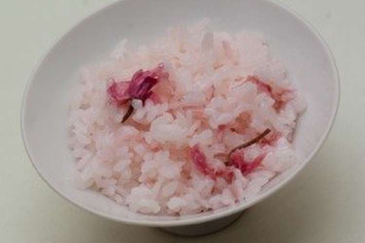 桜茶で 簡単桜ごはん レシピ 作り方 By Mocha 3284 クックパッド 簡単おいしいみんなのレシピが357万品