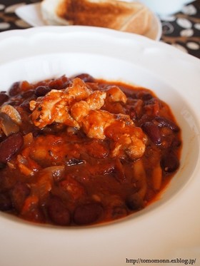 【STAUB鍋】鶏肉と豆のトマト煮込み