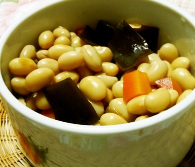 日本酒に合う、大豆と昆布の煮豆の画像