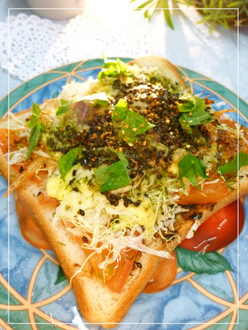 桜えびと野菜の海苔風味和トースト