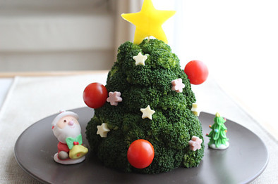 クリスマスに♪ブロッコリーのツリーサラダの写真