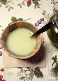 緑茶でミルクティー
