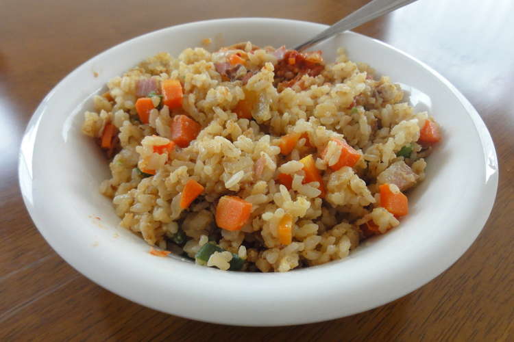 大葉にんにく醤油 そーすdeちゃーはん レシピ 作り方 By ばーにんぐ クックパッド 簡単おいしいみんなのレシピが353万品