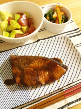 冷凍してストック☆ぶりの照り焼き