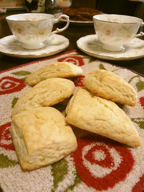 軽食に♪クリームチーズスコーン