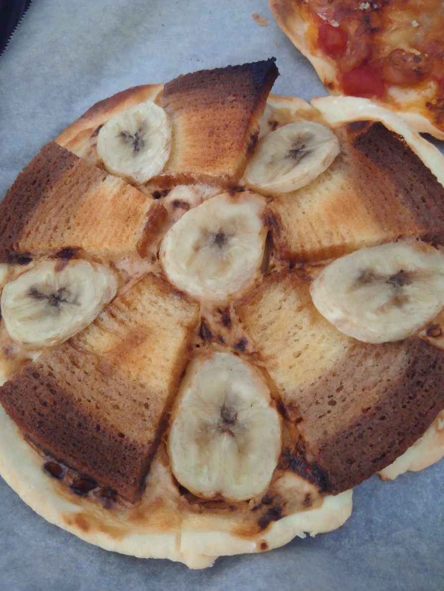 バナナバームクーヘンピザの画像