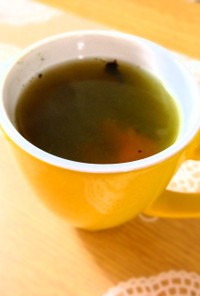 喉の痛みに焼き梅干し緑茶
