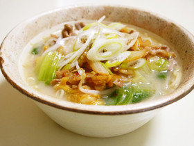 スタミナ。豚キムとんこつラーメン