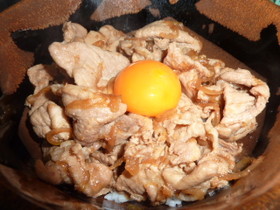 俺の " スタ丼 " ww