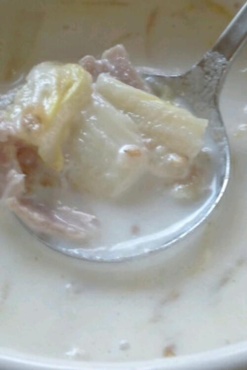 白菜の塩麹スープ生姜風味の画像